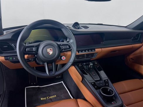 Certified 2026 Porsche 911 Carrera GTS image 25