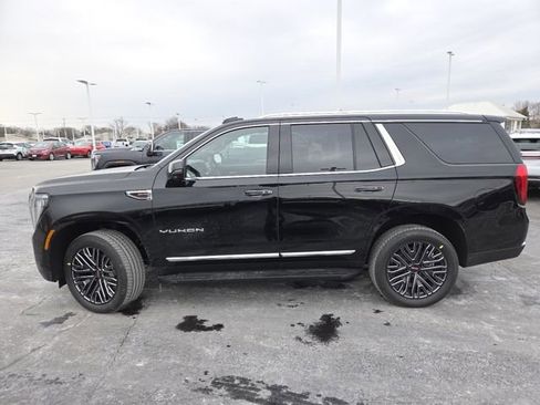 New 2026 GMC Yukon Elevation image 25