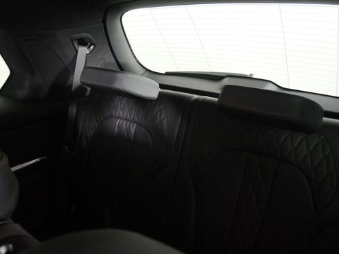 Used 2026 BMW X7 M60i image 18