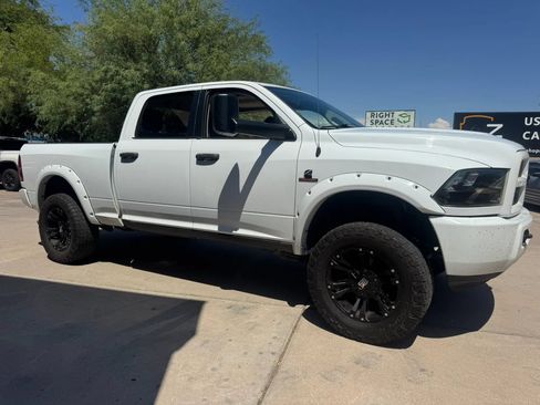 Used 2017 RAM 3500 Tradesman w/ Chrome Appearance Group AWD/4WD image 5