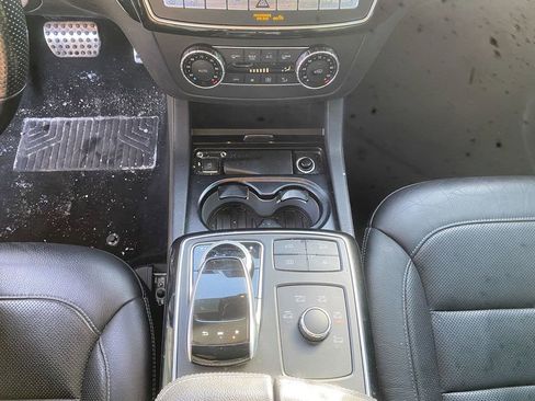 Used 2017 Mercedes-Benz GLE 43 AMG 4MATIC image 23