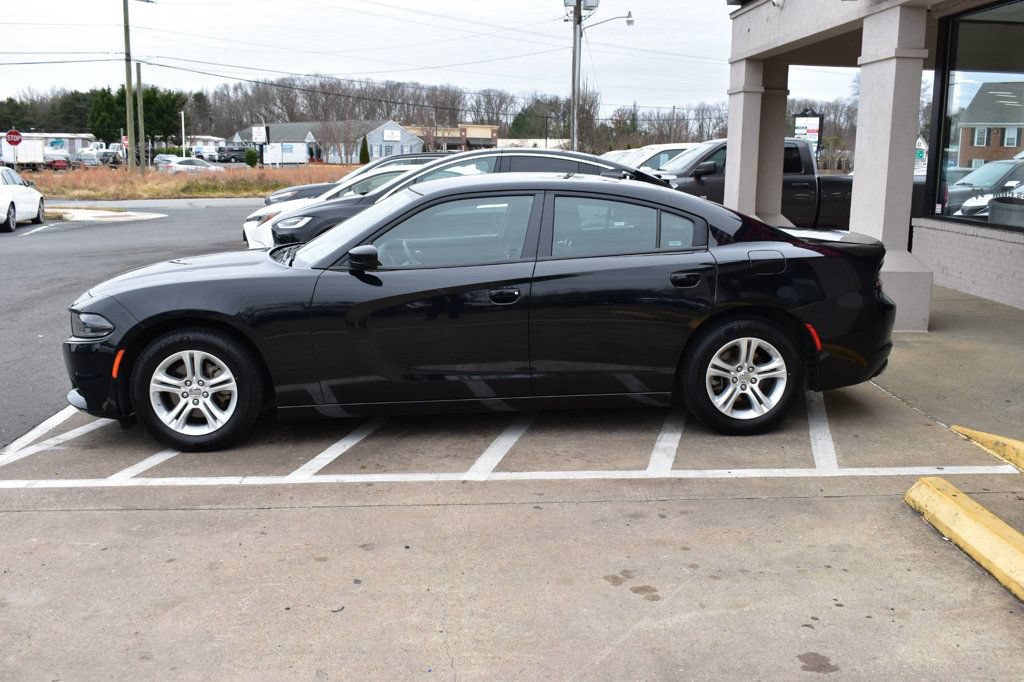 Used 2023 Dodge Charger SXT RWD image 5