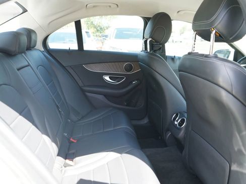 Used 2017 Mercedes-Benz C 300 Sedan image 18