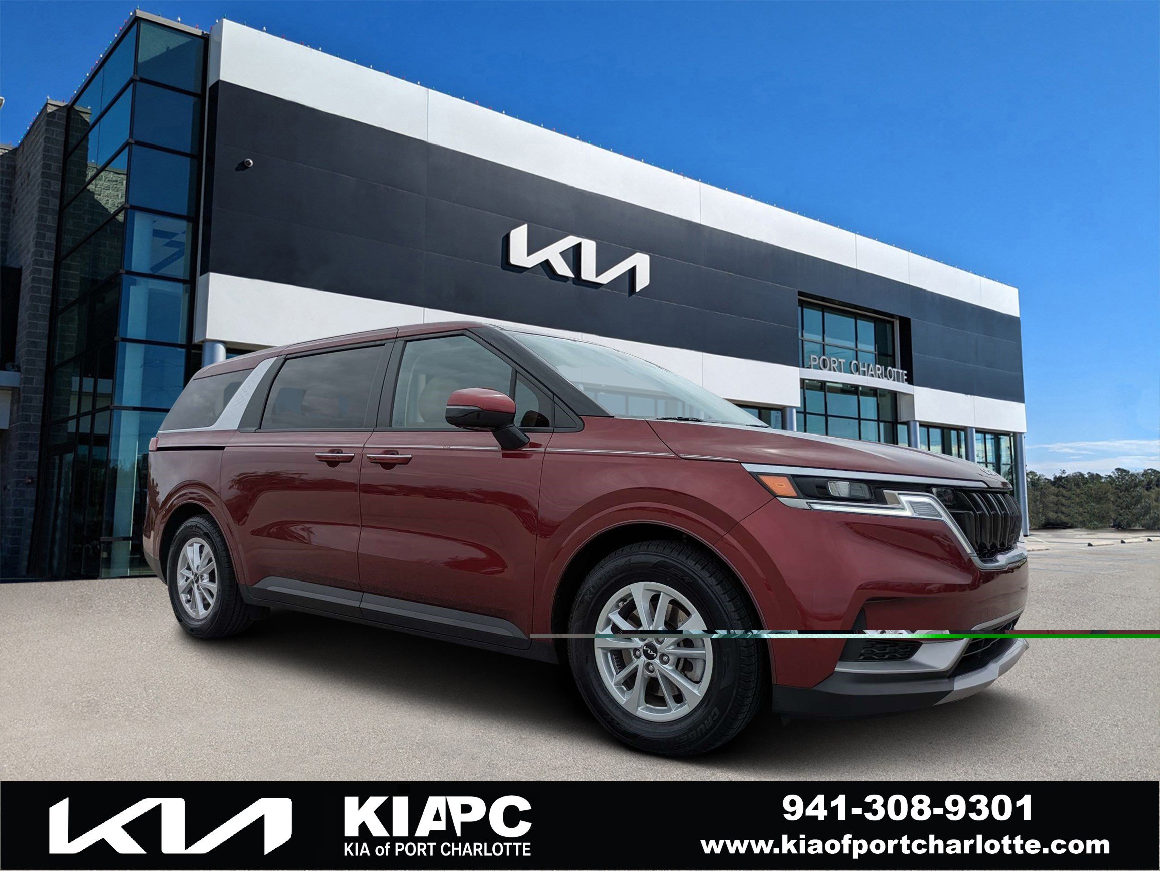 Certified 2024 Kia Carnival LX FWD image 1