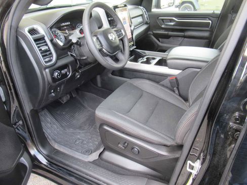Used 2025 RAM 1500 Big Horn image 17