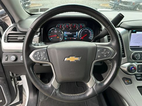 Used 2019 Chevrolet Suburban LT image 48