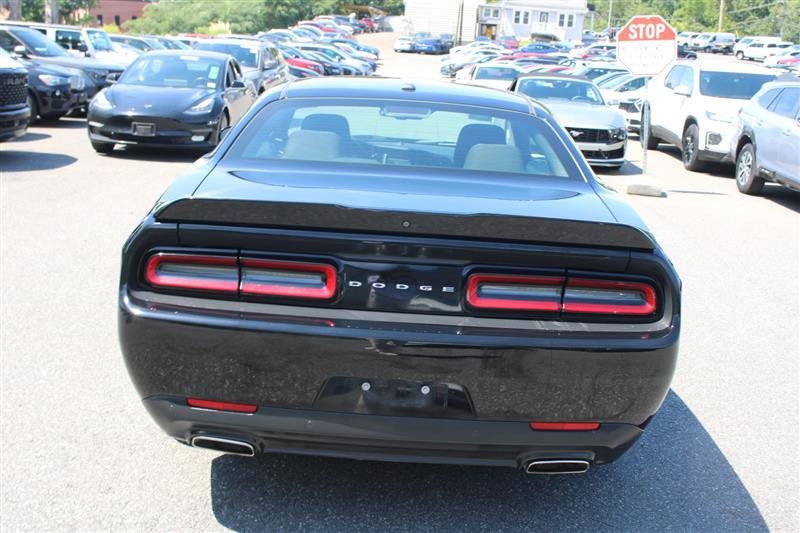 Used 2021 Dodge Challenger GT RWD image 7