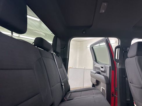 Certified 2022 Chevrolet Silverado 1500 LT image 25