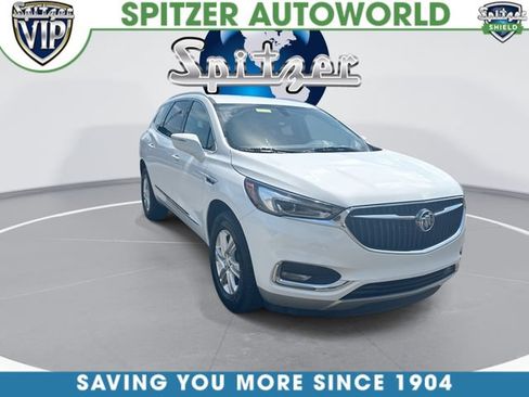 Used 2020 Buick Enclave Essence w/ Sound and Sites Package FWD image 2
