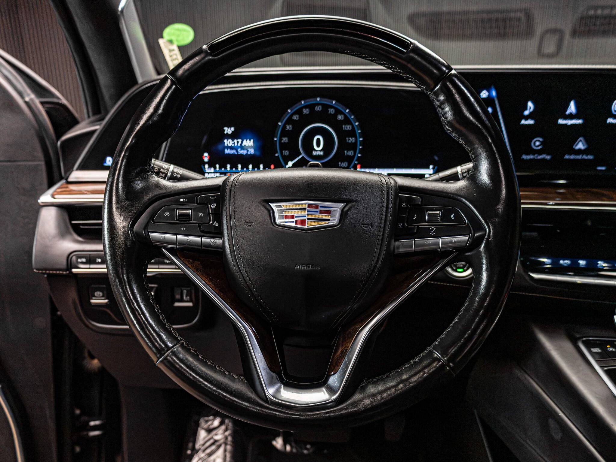 Used 2022 Cadillac Escalade Sport Platinum w/ LPO, ONYX Package AWD/4WD image 14