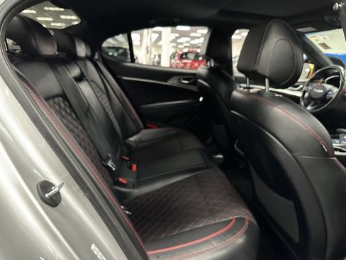 Used 2019 Genesis G70 3.3T Advanced w/ Sport Package image 30