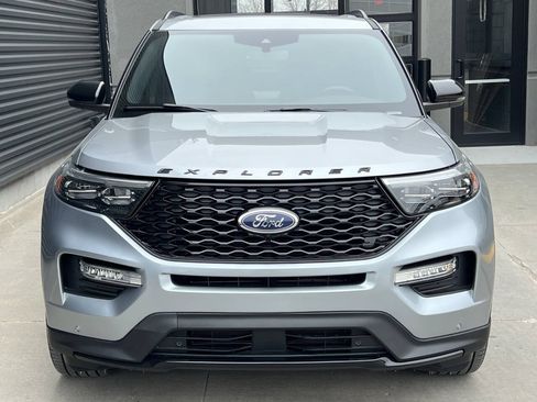 Used 2023 Ford Explorer ST w/ Equipment Group 401A AWD/4WD image 4