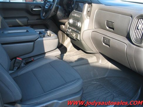Used 2024 GMC Sierra 1500 Pro w/ Pro Value Package AWD/4WD image 23