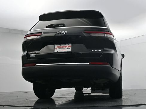 Used 2021 Jeep Grand Cherokee L Limited AWD/4WD image 38