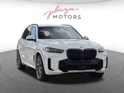 Used 2026 BMW X5 xDrive40i w/ M Sport Package AWD/4WD image 3