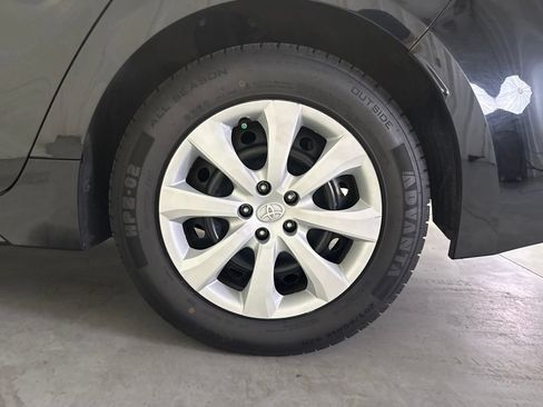 Used 2024 Toyota Corolla LE FWD image 27