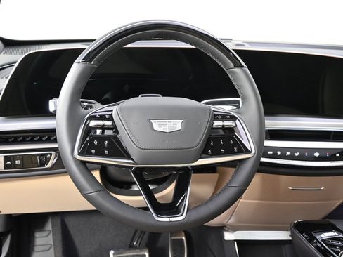 New 2025 Cadillac Lyriq Sport image 12