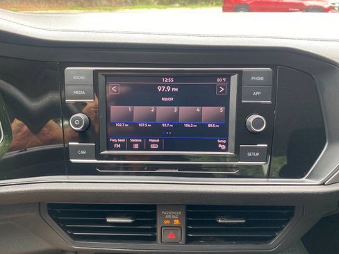 Used 2019 Volkswagen Jetta S FWD image 25