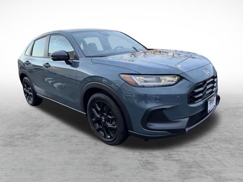 Certified 2023 Honda HR-V Sport image 3