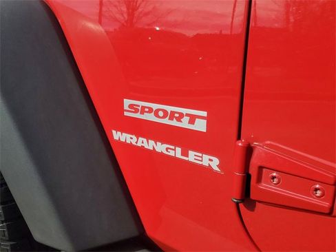 Used 2010 Jeep Wrangler Sport image 11