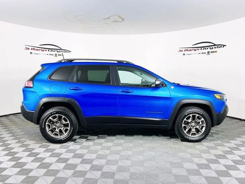 Used 2021 Jeep Cherokee Trailhawk w/ Trailer Tow Group image 9