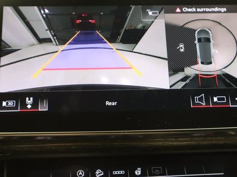 Certified 2026 Audi Q8 Premium Plus w/ Premium Plus Package AWD/4WD image 18