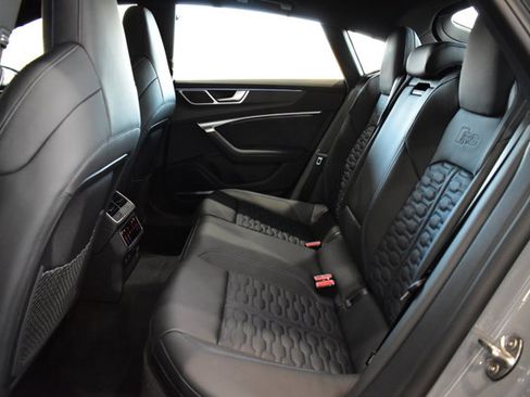 Used 2025 Audi RS 7 Performance image 33