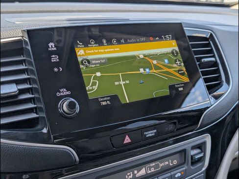 Used 2021 Honda Pilot Elite image 11