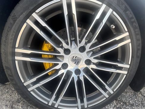 Used 2015 Porsche Panamera AWD/4WD image 61