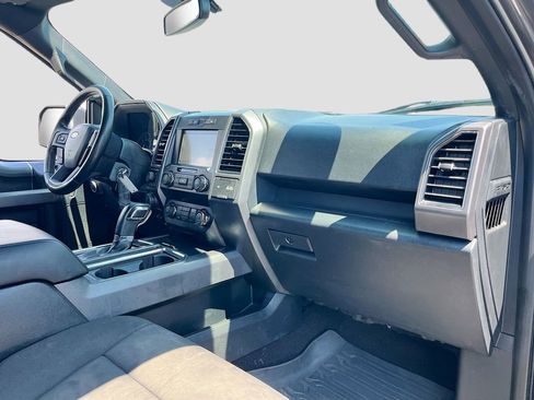 Used 2019 Ford F150 XLT w/ Equipment Group 302A Luxury AWD/4WD image 27