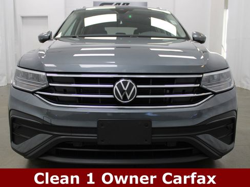 Used 2022 Volkswagen Tiguan SE AWD/4WD image 3