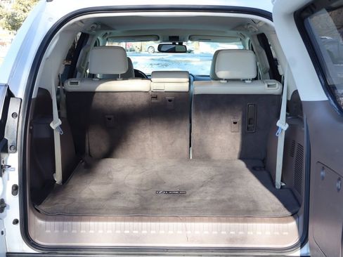 Used 2015 Lexus GX 460 w/ Premium Package image 14