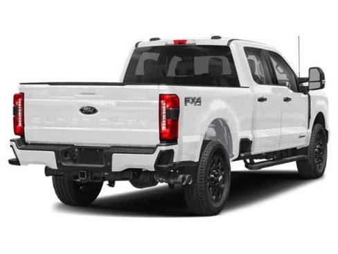 Used 2024 Ford F250 XLT w/ 360-Degree Camera Package AWD/4WD image 3