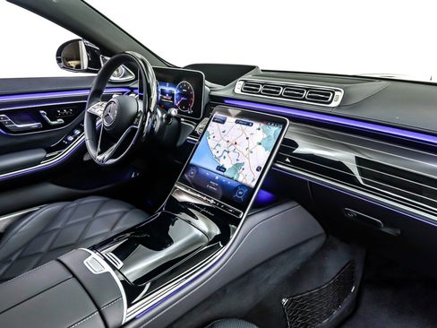 New 2026 Mercedes-Benz Maybach S 680 4MATIC image 5