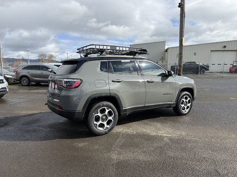 Used 2022 Jeep Compass Trailhawk w/ Trailhawk Convenience Group image 6