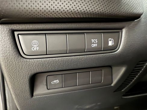 Used 2025 MAZDA CX-50 2.5 Hybrid w/ Preferred Pkg image 16