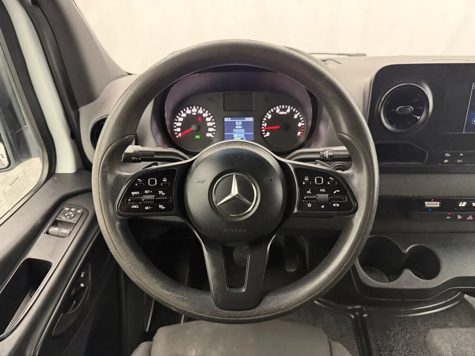 Used 2019 Mercedes-Benz Sprinter 2500 image 15