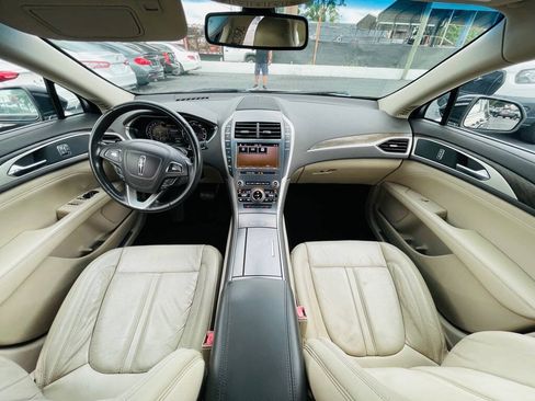 Used 2019 Lincoln MKZ Reserve FWD image 21