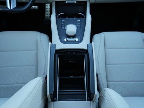 Certified 2025 Mercedes-Benz GLS 450 4MATIC w/ AMG Line Exterior image 31