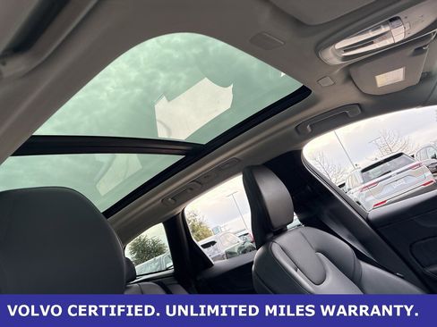 Certified 2025 Volvo XC60 B5 Core image 14