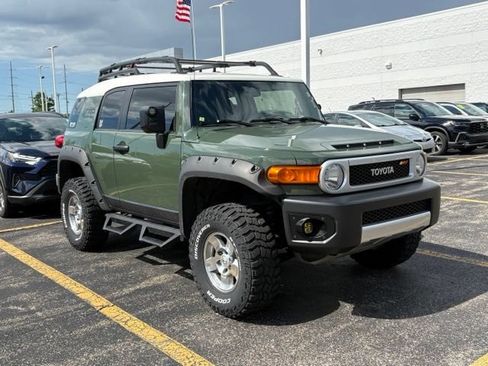 Used 2010 Toyota FJ Cruiser 4WD image 1