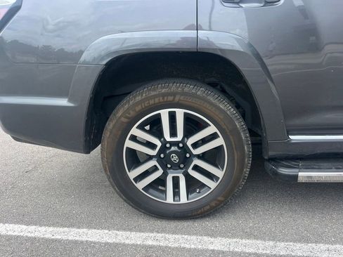 Used 2018 Toyota 4Runner Limited AWD/4WD image 12