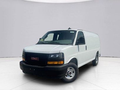 New 2025 GMC Savana 3500 w/ Driver Convenience Package