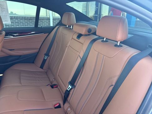 Used 2022 BMW 540i xDrive image 40