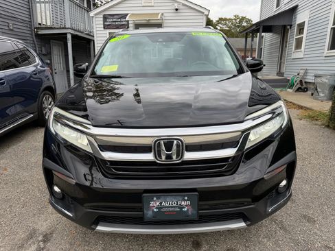 Used 2020 Honda Pilot Touring image 2