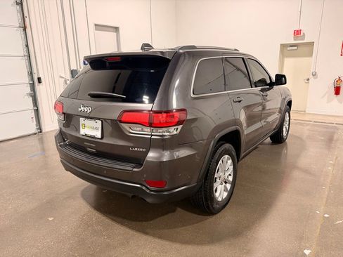 Used 2021 Jeep Grand Cherokee Laredo X RWD image 5
