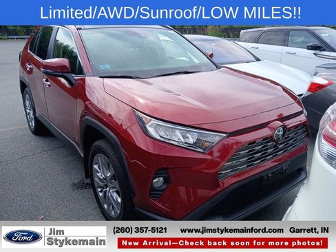Used 2021 Toyota RAV4 Limited AWD/4WD image 1