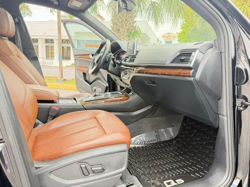 Used 2020 Audi Q5 2.0T Premium Plus w/ Premium Plus Package AWD/4WD image 40