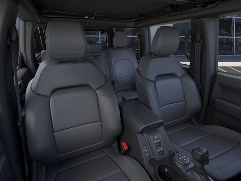 New 2025 Ford Bronco Badlands image 39