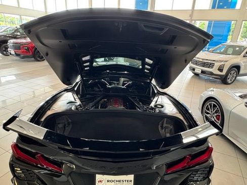 Used 2023 Chevrolet Corvette Stingray Premium Cpe w/ Z51 Performance Package RWD image 26